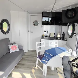  Hotel na wodzie Houseboat Water Lady Apartament Pływający Dom Na Wodzie łódź Polska